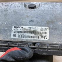 24417169 0281010268  Engine control unit/module ECU Opel Zafira A