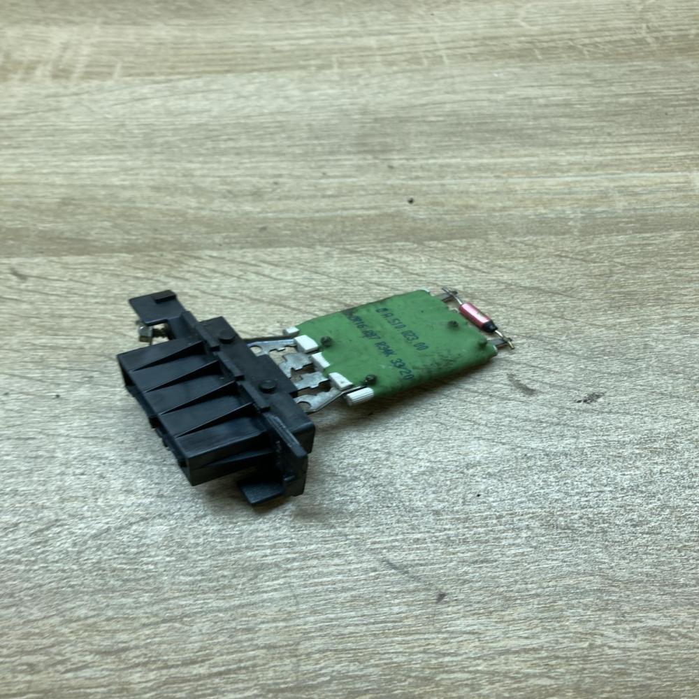 2R16 R87 R34K   Heater blower motor/fan resistor Citroen Jumpy