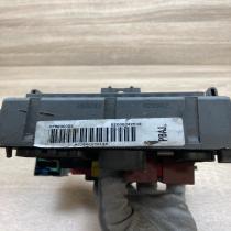 8200004201E 518836002  Fuse module Renault Laguna II