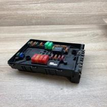 1K0937125A   Fuse module Volkswagen Golf V