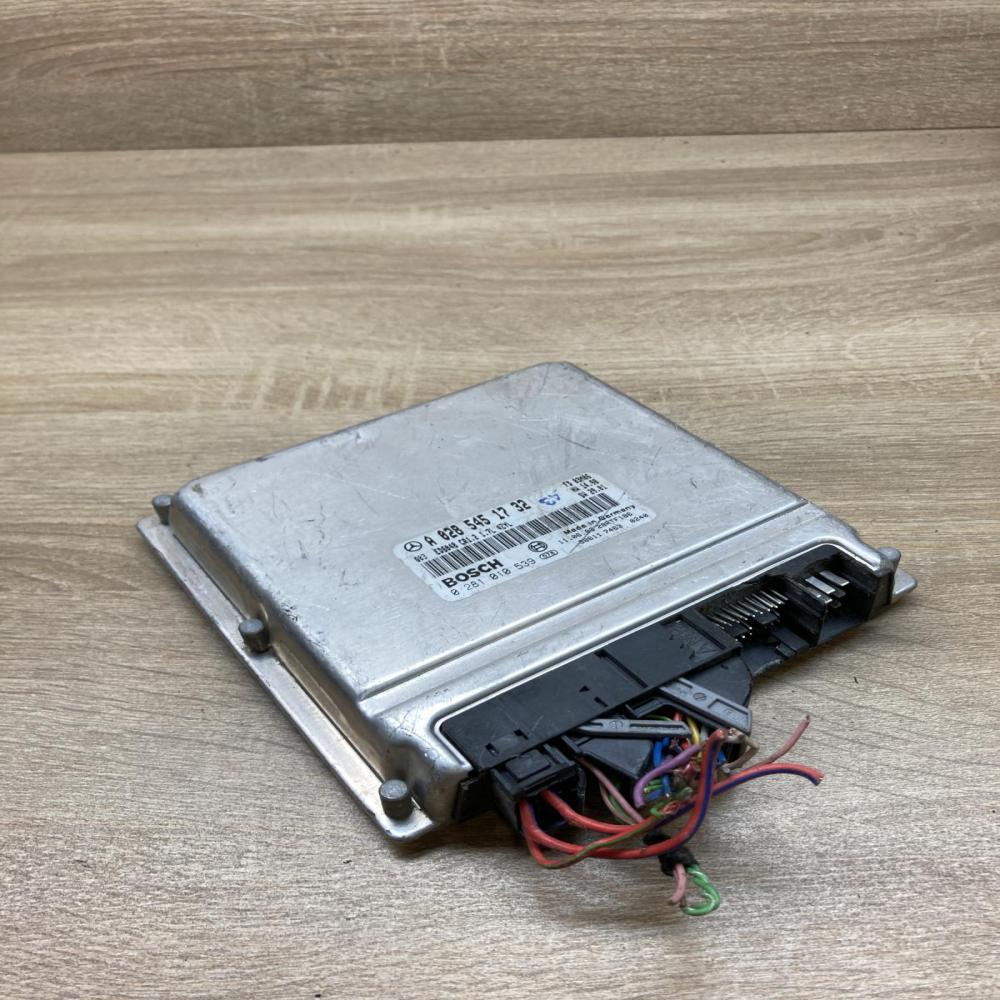 A0285451732 0281010539  Engine control unit/module ECU Mercedes-Benz Vaneo W414