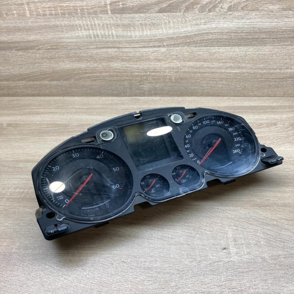 3C0920871E A2C53242429  Speedometer (instrument cluster) Volkswagen PASSAT B6