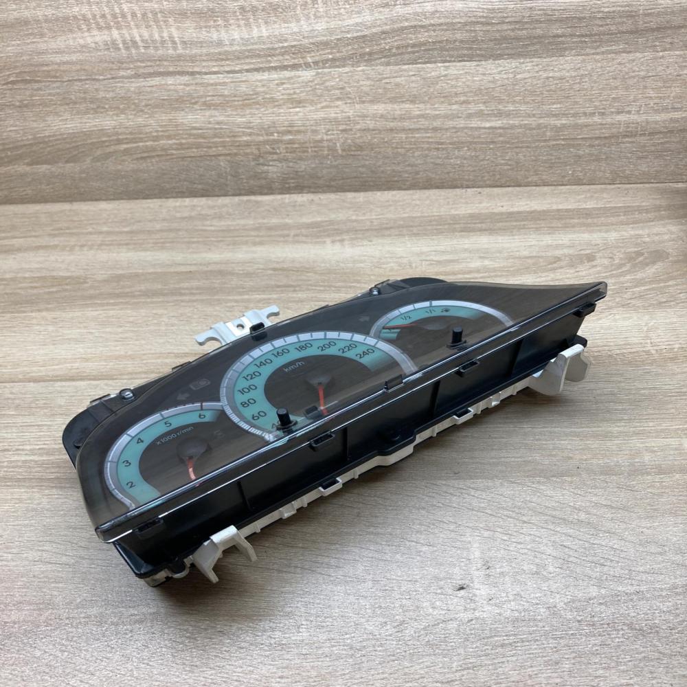 83800 0F090 MB257430 3100  Speedometer (instrument cluster) Toyota Corolla Verso