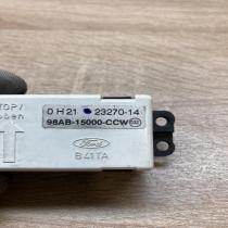 98AB 15000 CCW 23270 14  Screen/display/small screen Ford Focus