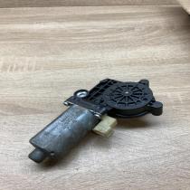 0130821725   Front door window regulator motor Saab 9-5