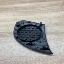 55472 0D020 554720D020  Side speaker trim/cover Toyota Yaris