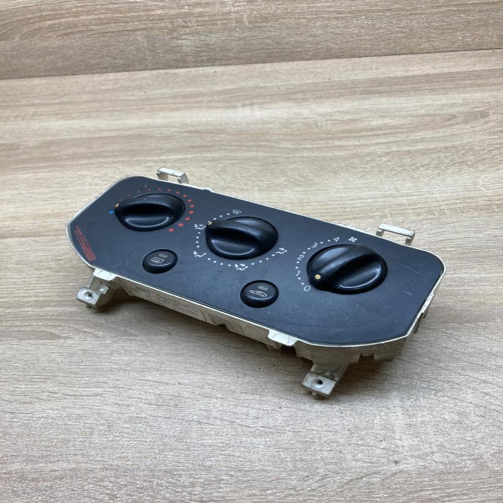 144745000 1848819005  Climate control unit Renault Clio II