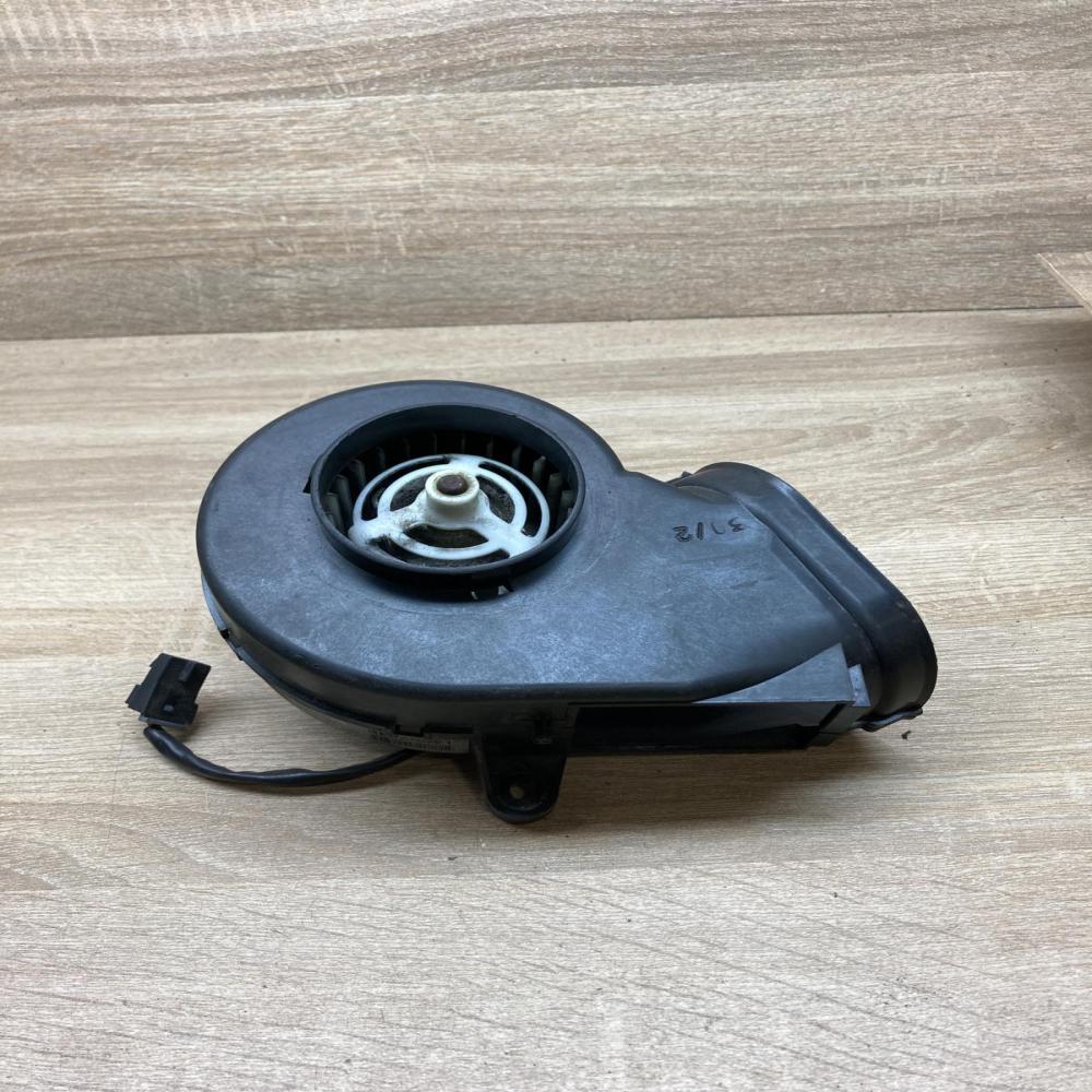 1485724080 B   Heater fan/blower Fiat Ulysse