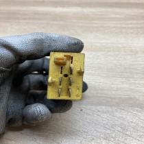 4D0941563   Fog light switch Audi A4 S4 B5 8D