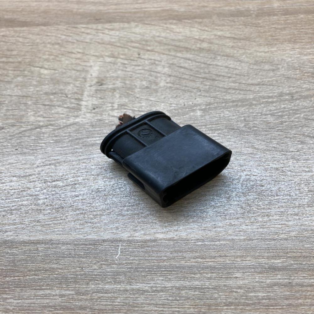8367072 967086  Plug wire BMW 3 E46