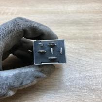 7700811860   Other relay Renault Laguna I