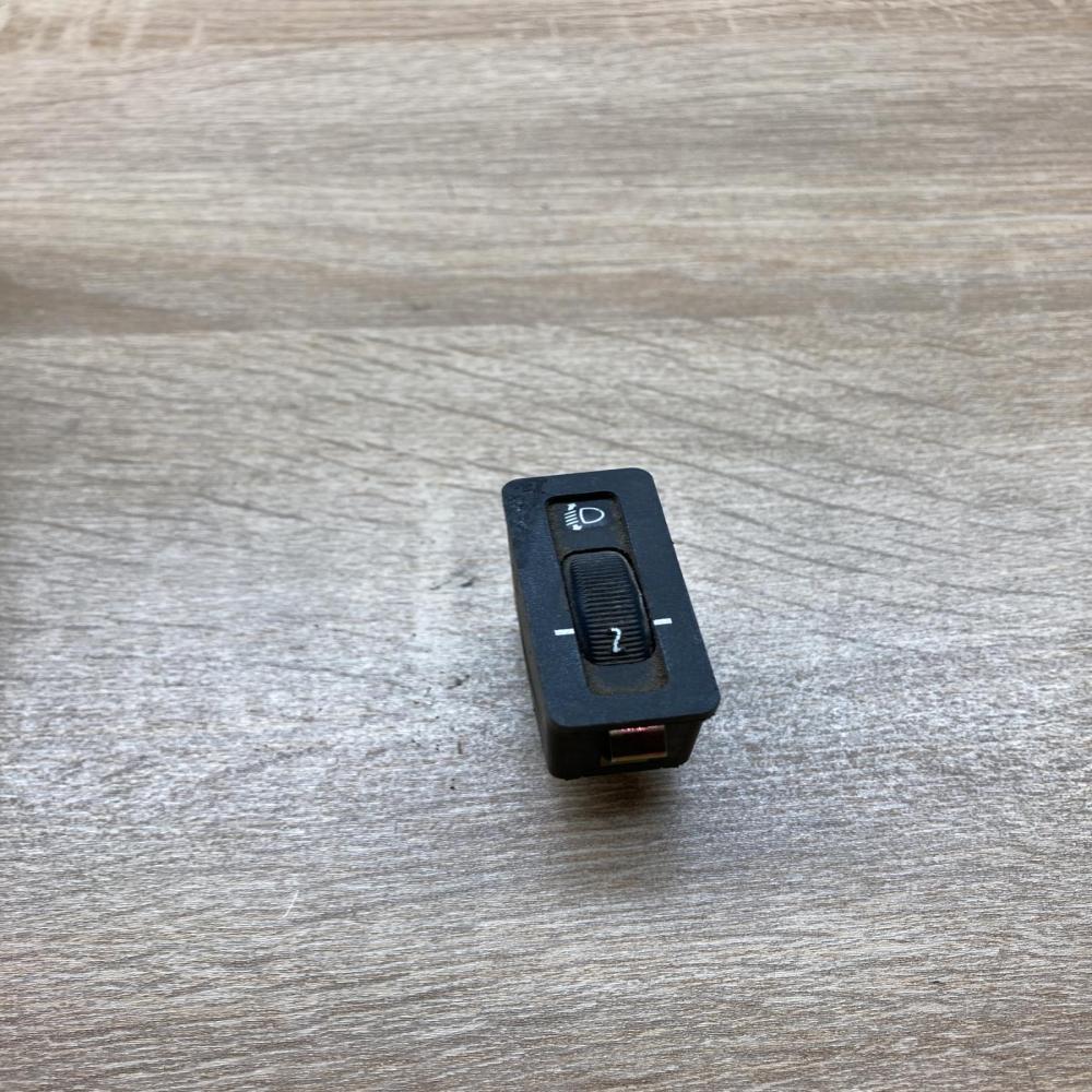 1387072   Headlight level height control switch BMW 3 E36
