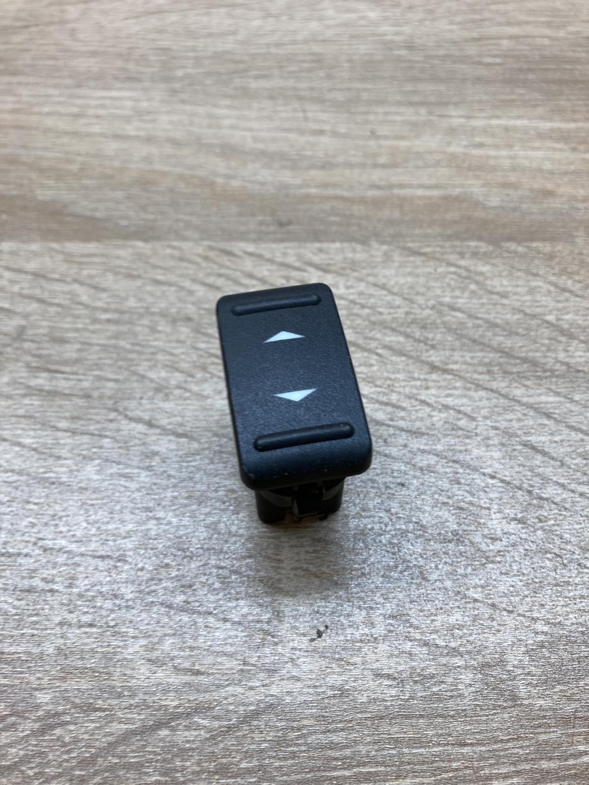 3M5T 14529 AA   Electric window control switch Ford C-MAX I