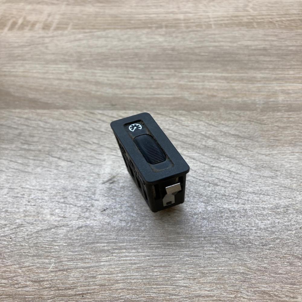 1387429   Panel lighting control switch BMW 3 E36