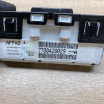 7700428029A   Screen/display/small screen Renault Clio II