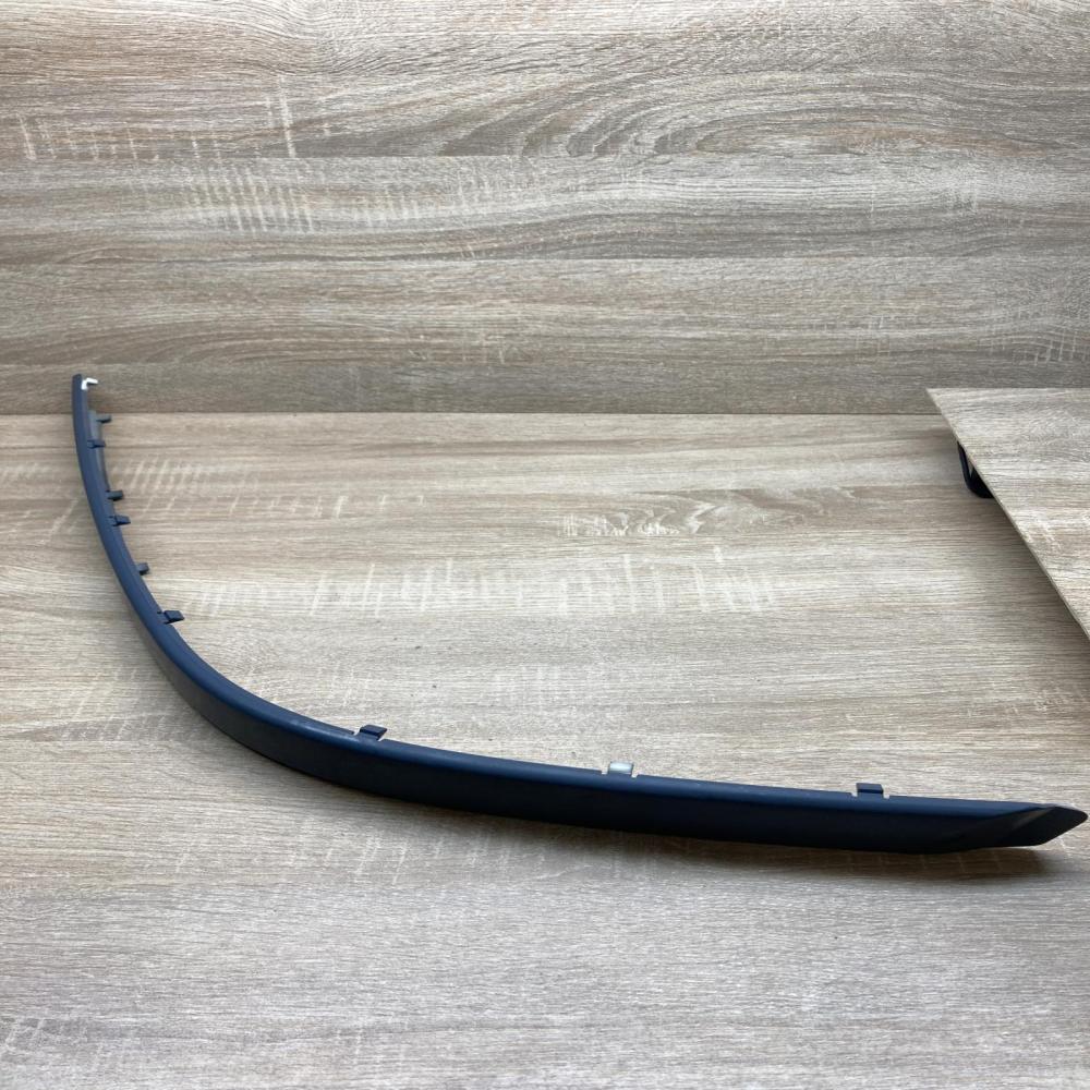 7005957   Front bumper corner part panel trim BMW 5 E39
