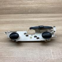 758649 758277  Climate control unit Toyota Yaris