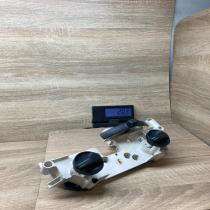 758649 758277  Climate control unit Toyota Yaris