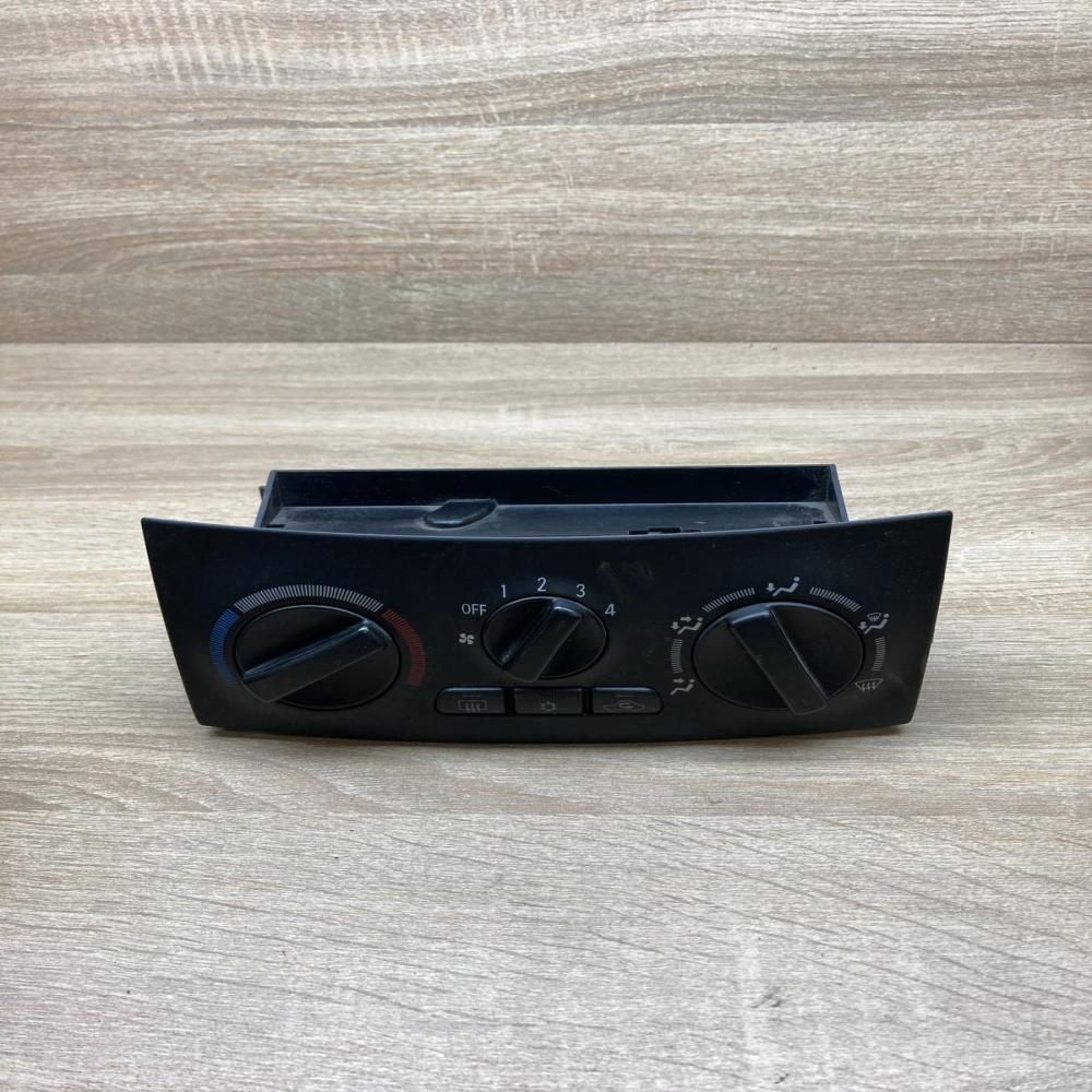 MR914556   Climate control unit Mitsubishi Space Star