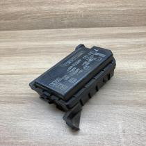 01048N   Fuse module Toyota Corolla E110