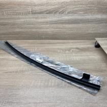 83520 1J0004X   Front door glass trim molding Hyundai i20 (GB IB)