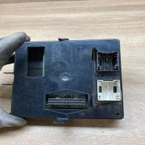 8200316854   Fuse module Renault Espace IV
