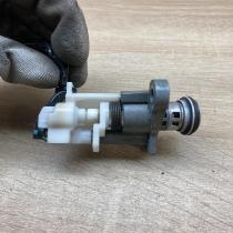 TOYOTA LOCK   Tailgate exterior lock Toyota Corolla Verso E121