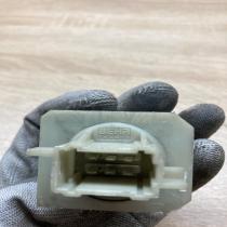H801G   Coolant fan relay Citroen C4 I