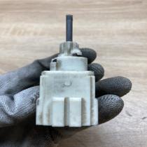 8E0927189B   Brake pedal sensor switch Audi A4 S4 B6 8E 8H