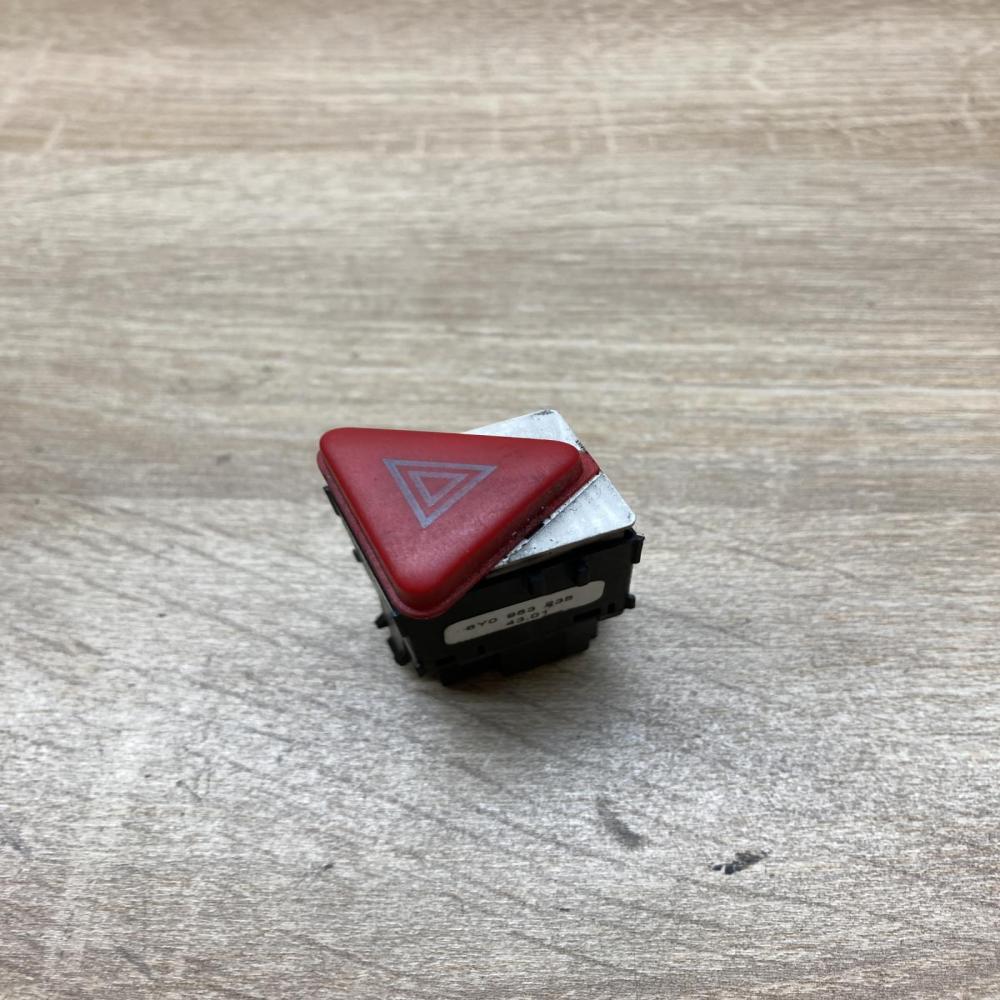 6Y0953235   Hazard light switch Skoda Fabia Mk1 (6Y)