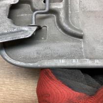 893809905B   Fuel tank cap trim Audi 80 90 B3