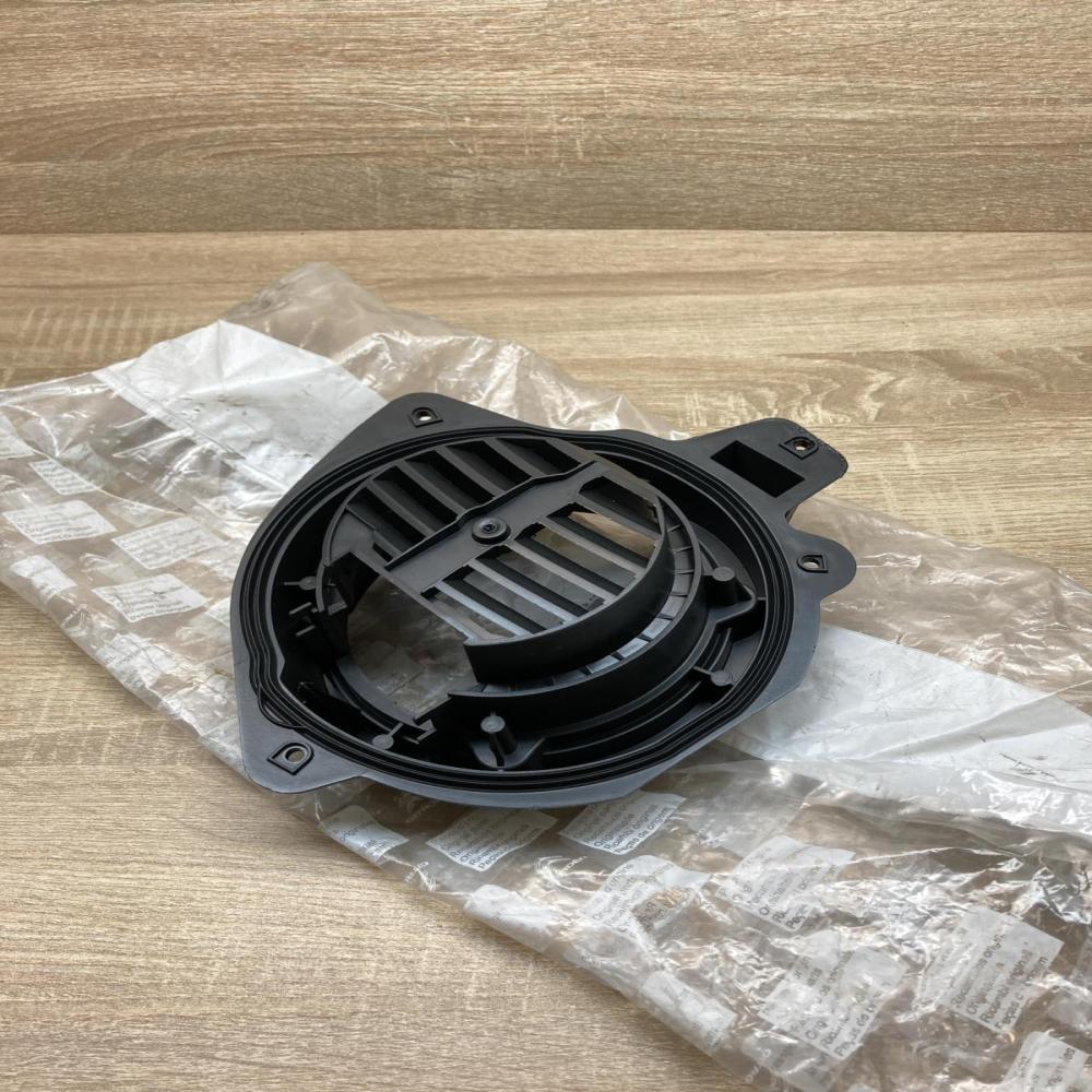6562N6 9655734780  Front door speaker cover trim Peugeot 206