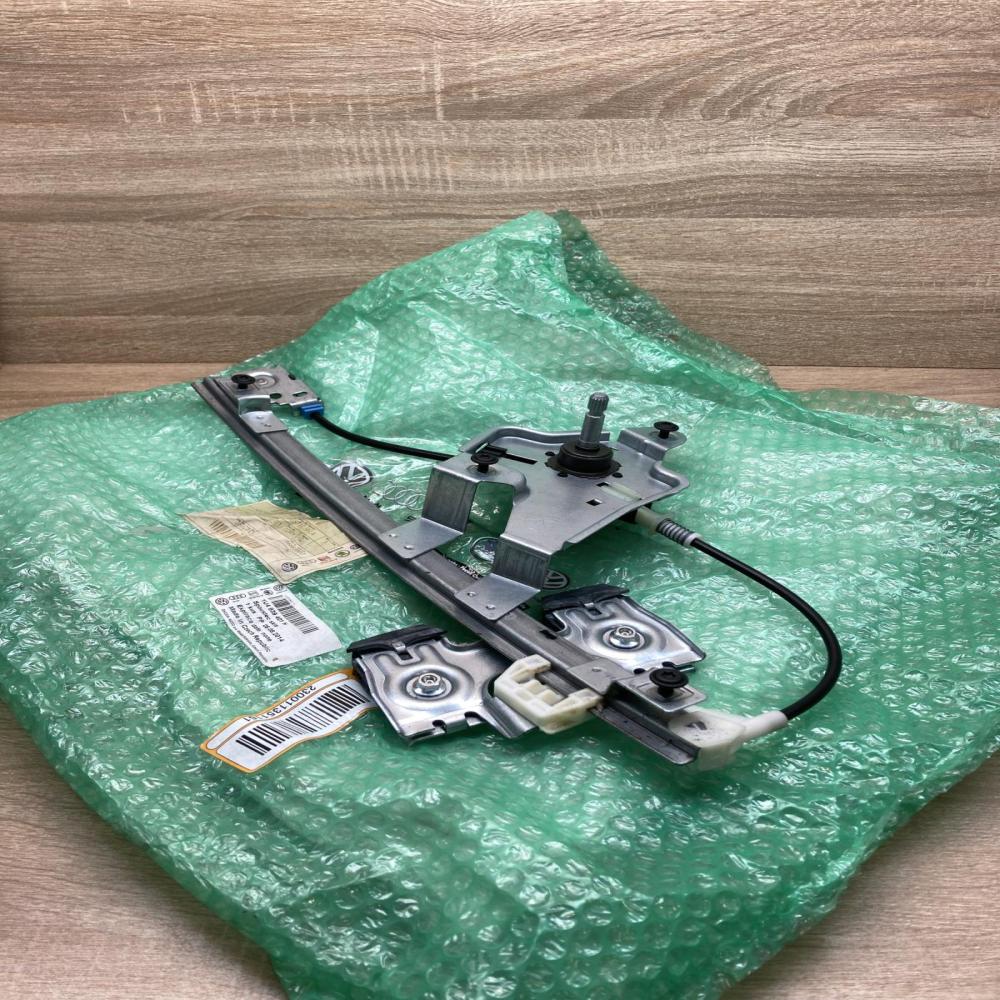 1U4839401H   Rear door window regulator with motor Skoda Octavia Mk2 (1Z)