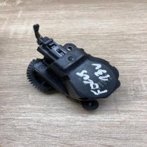 3M5H 19E616 AB   Air flap motor/actuator Ford Focus