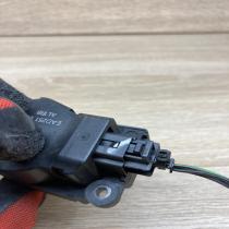 3M5H 19E616 AA   Air flap motor/actuator Volvo V70