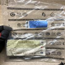 WHT003421   Other engine bay part Skoda Superb B6 (3T)