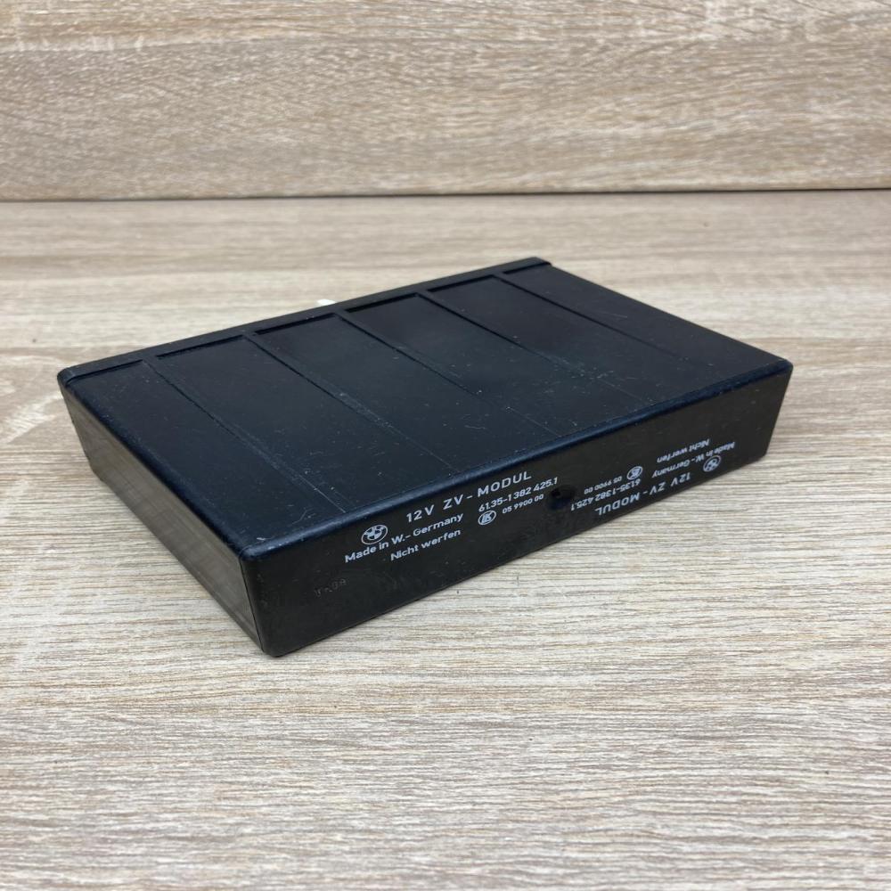 1382425   Alarm control unit/module BMW 5 E34