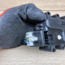 6W21F   Air flap motor/actuator Mazda 5