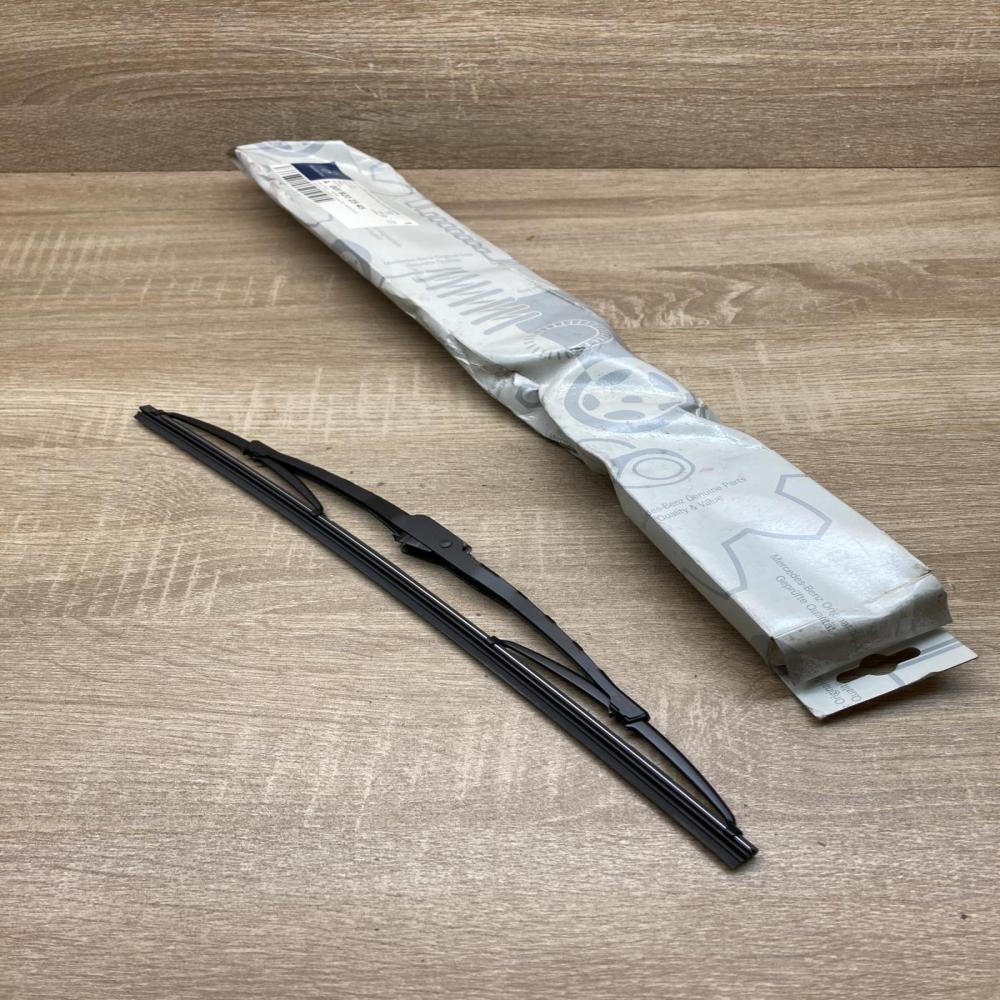 A0018202545   Windshield/front glass wiper blade Mercedes-Benz Vito Viano W639