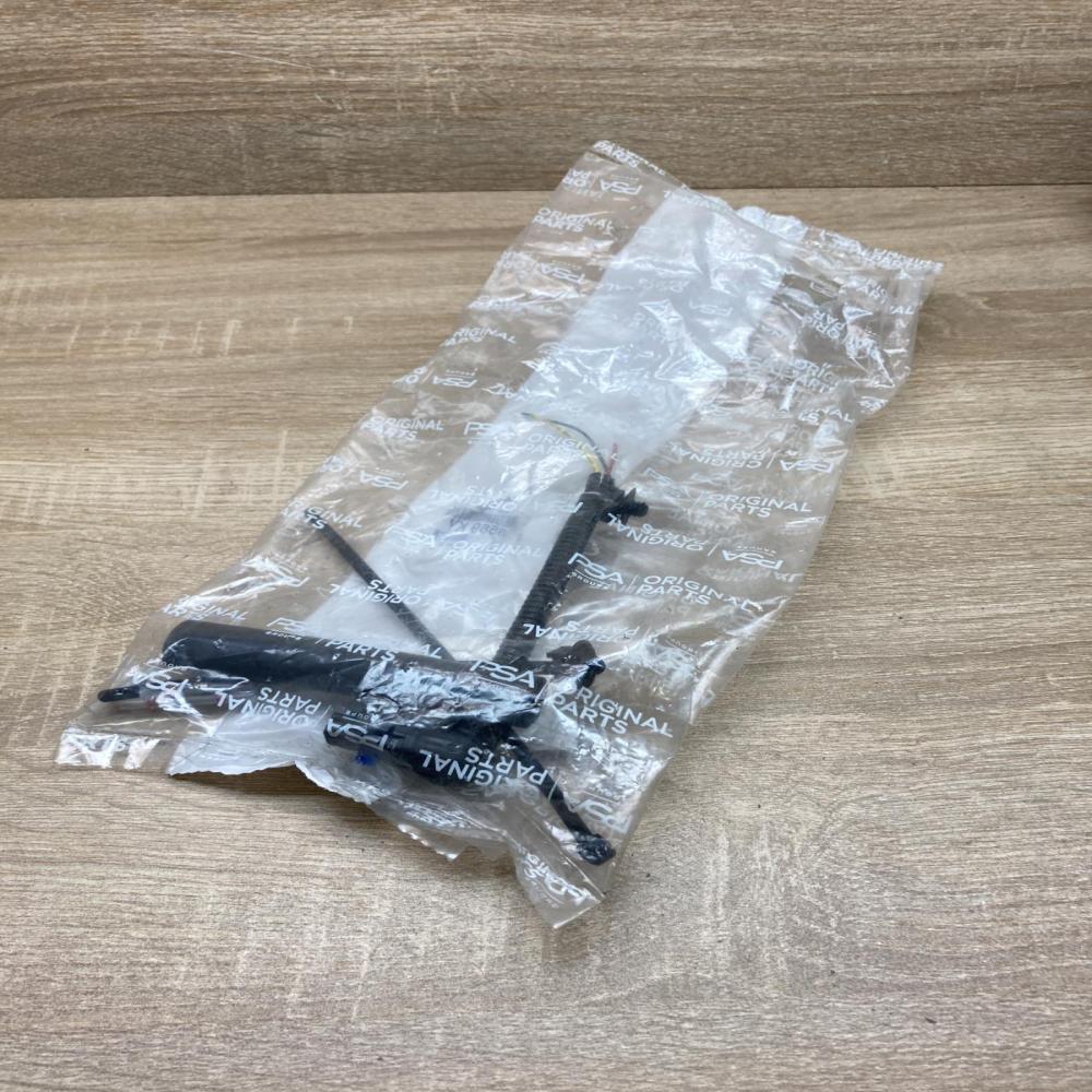6569KY   Plug wire Peugeot 1007