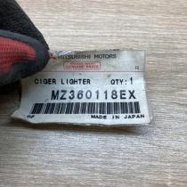 MZ360118EX   12 V Socket (front) Mitsubishi Outlander IV