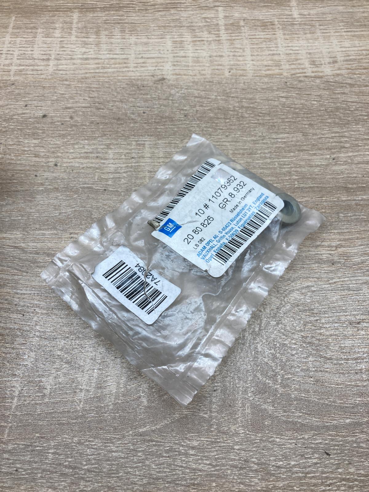 11079362 2080826  Nuts/bolts Opel Combo C