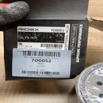 700052 8097491  Oil filter cover Ford Mondeo MK II