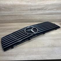 14088803231   Front bumper upper radiator grill Mercedes-Benz S W140