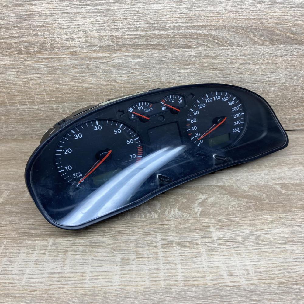3B0919881F   Speedometer (instrument cluster) Volkswagen PASSAT B5