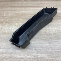 82662 02110   Fuse box cover Toyota Corolla E120 E130