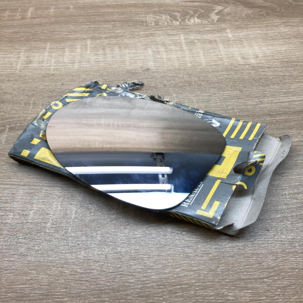 7701036390   Wing mirror glass Renault Twingo I