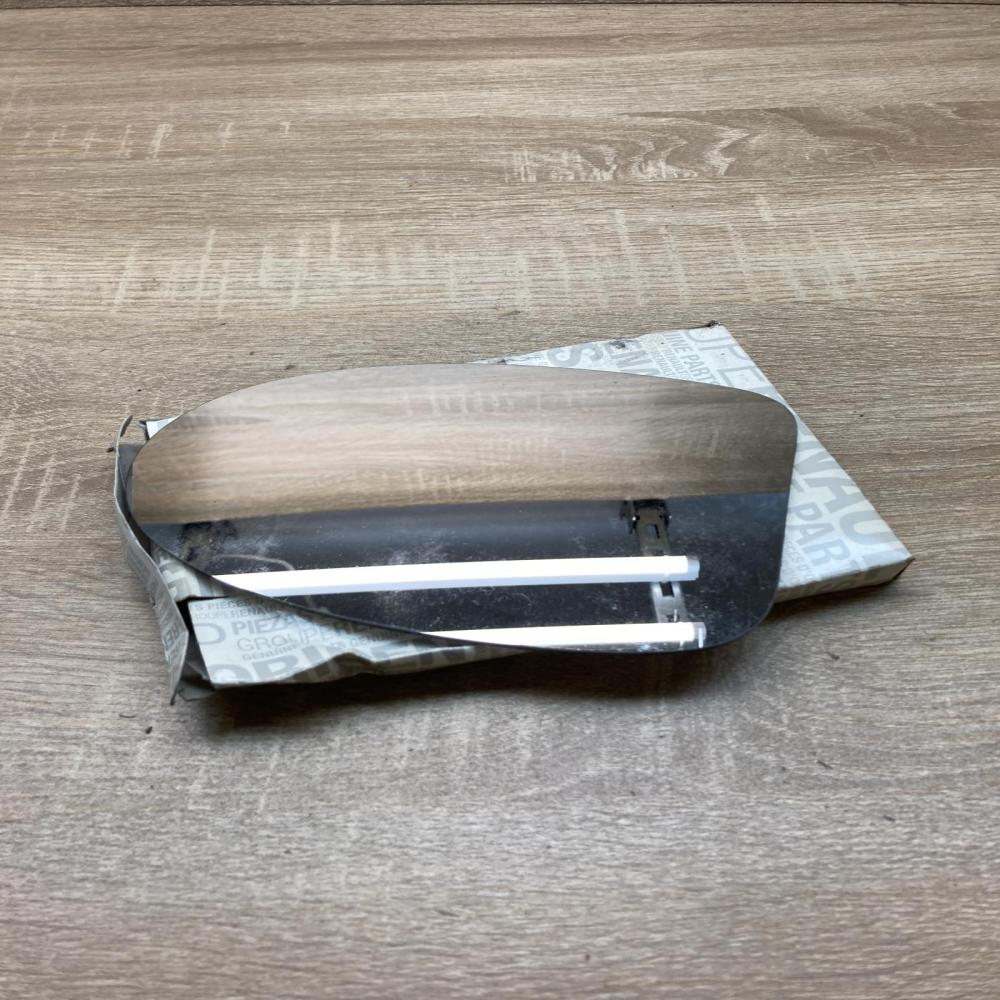 7701036389   Wing mirror glass Renault Twingo I