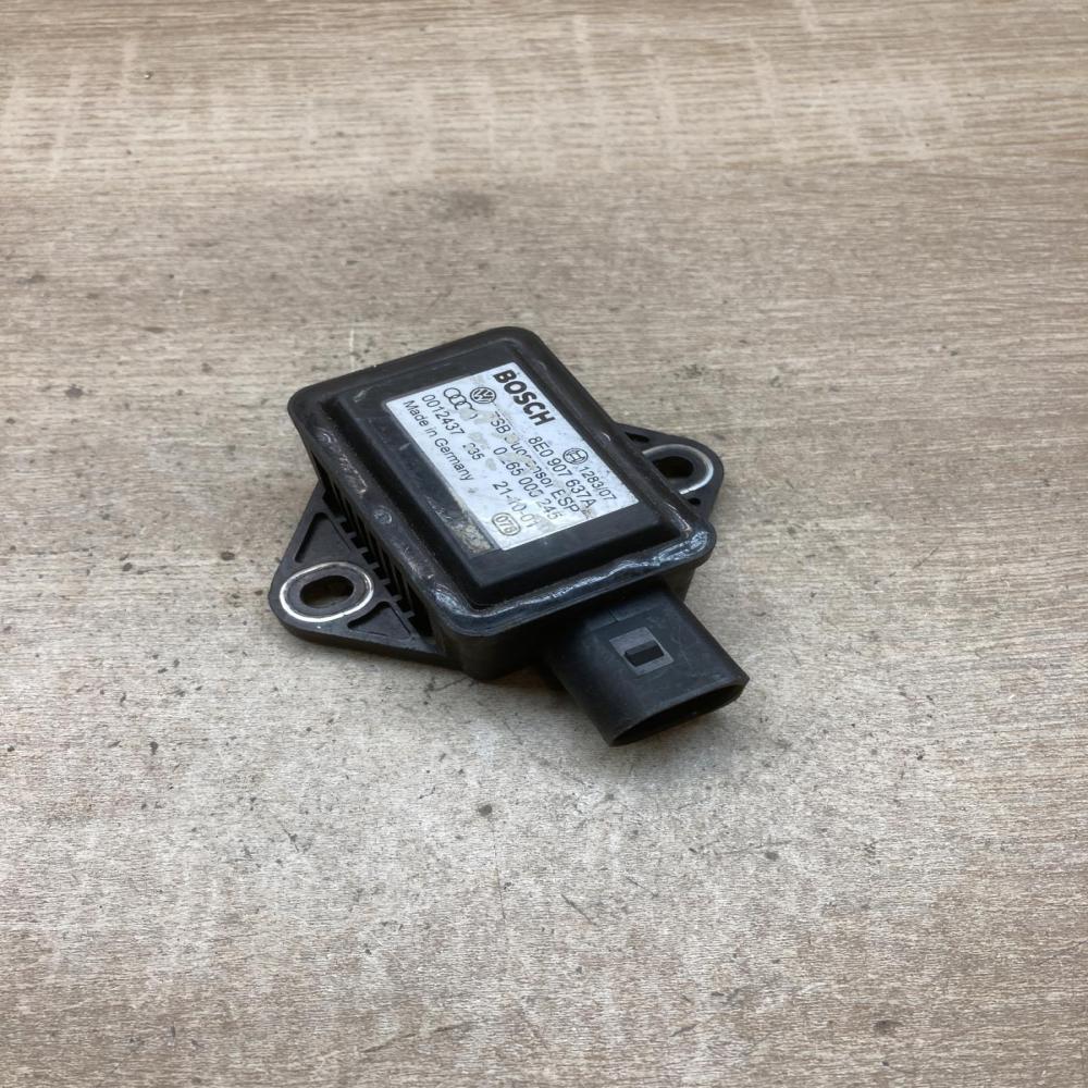 8E0907637A   ESP acceleration yaw rate sensor Audi A4 S4 B7 8E 8H