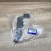 3541528   Windshield trim Volvo 740